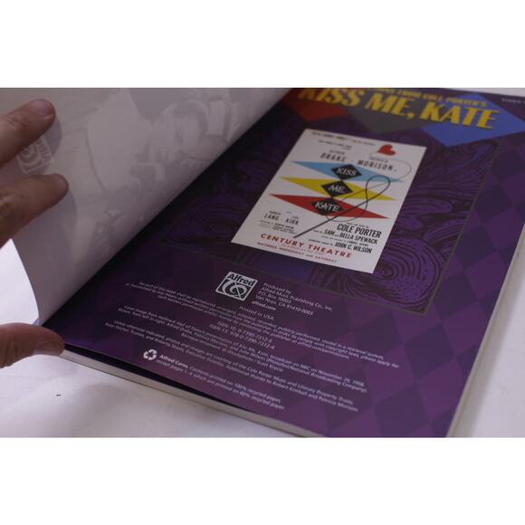 Kiss Me Kate, Songbook, Vocal Selections, Alfred, Sheet Music, ~ 250827-WH 545 - Picture 2 of 3